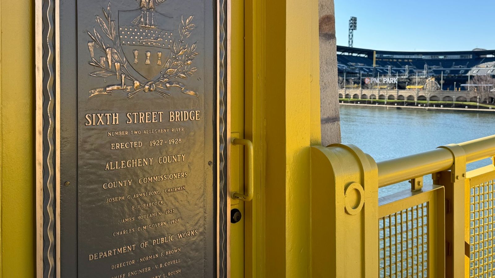 Pirates vs. Diamondbacks, 1:35 p.m. taken on the North Shore (Live coverage). Photo by DEJAN KOVACEVIC / DKPS